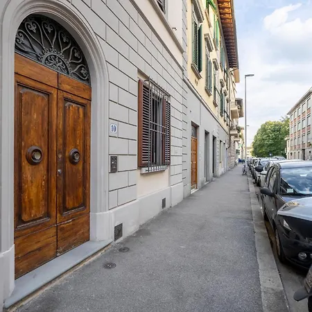 The Luxor - Capponi *