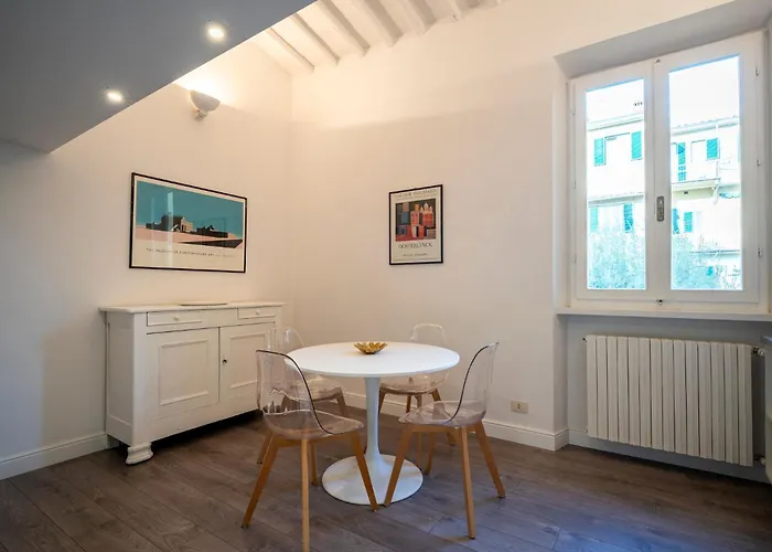 The Luxor - Capponi Apartament *